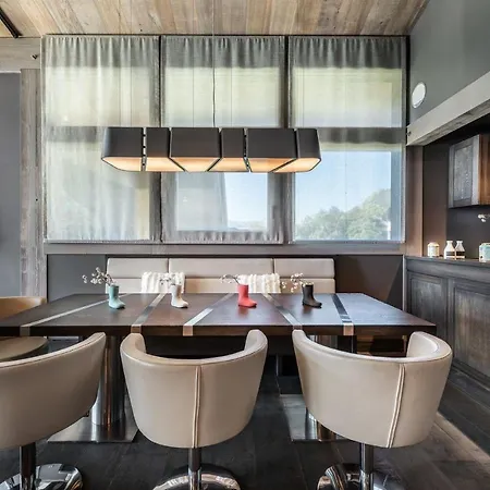 Harmonious Blends Of Natural Preservation And Sustainable *