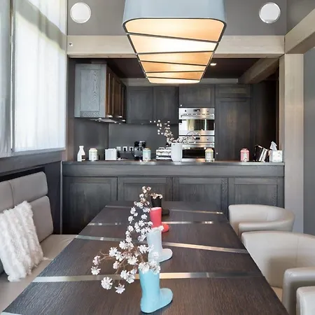 Harmonious Blends Of Natural Preservation And Sustainable 住宿加早餐酒店